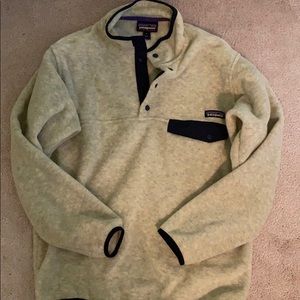 Patagonia sweatshirt